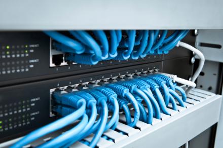 Internet_w_Qubus_Hotel